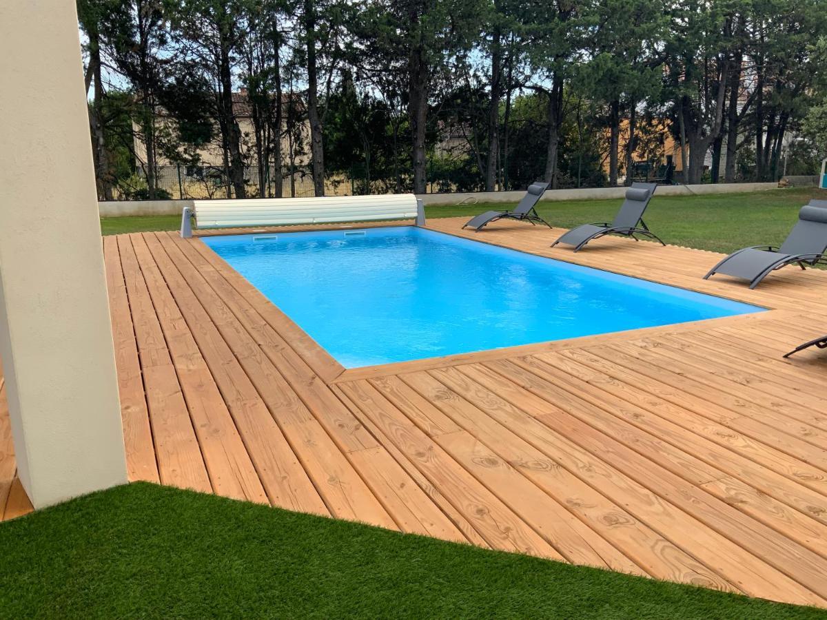 Gite Les Oliviers 10 Pers Piscine Au Calme 4 Etoiles Saint-Laurent-la-Vernède Exterior foto