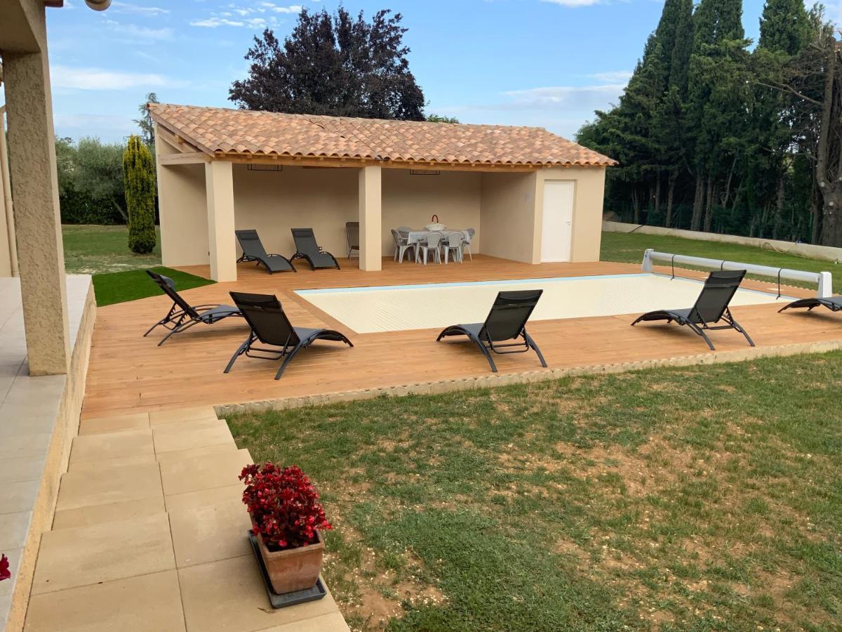 Gite Les Oliviers 10 Pers Piscine Au Calme 4 Etoiles Saint-Laurent-la-Vernède Exterior foto